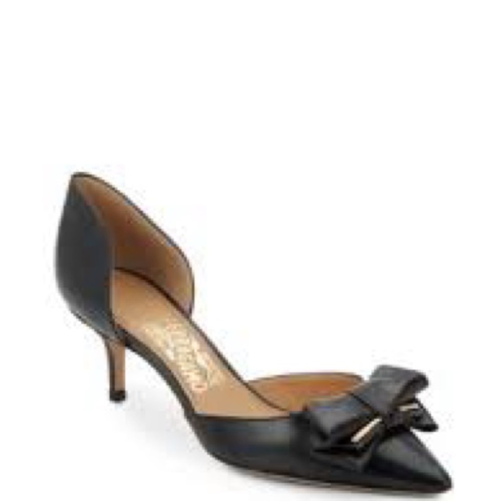 SALVATORE FERRAGAMO
Rietta Leather D'Orsay Pumps